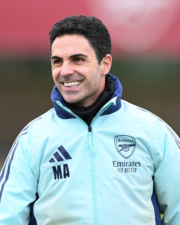 皇马齐达内战术显效4-0取胜塞尔塔（齐达内战术奏效，皇马4-0大胜塞尔塔）