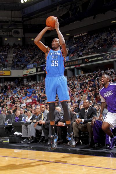 欧冠积分榜：拜仁、阿森纳、国米全胜领跑，下轮前二直接对话（欧冠积分榜：拜仁、阿森纳、国米保持全胜领跑，下轮前二强强对话）