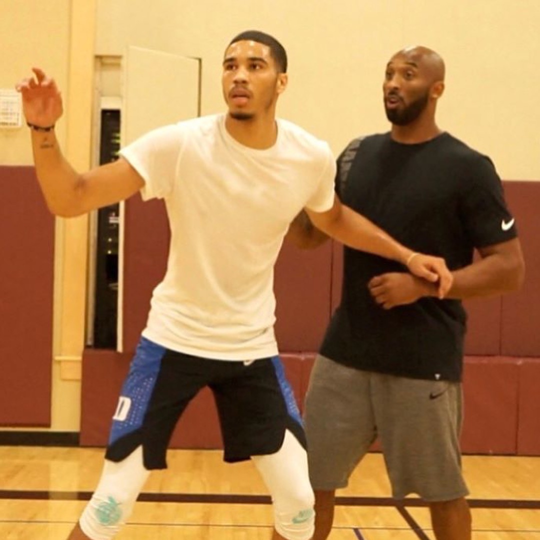 上游新闻：冲超决战，超1500名重庆球迷将在客场为铜梁龙助威（上游新闻：冲超关键战，逾1500名重庆球迷客场力挺铜梁龙）