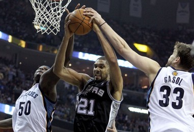 前裁判：米兰确实不该被判点球，但主裁判给的理由有问题（前裁判：米兰点球本不该判，主裁解释站不住脚）