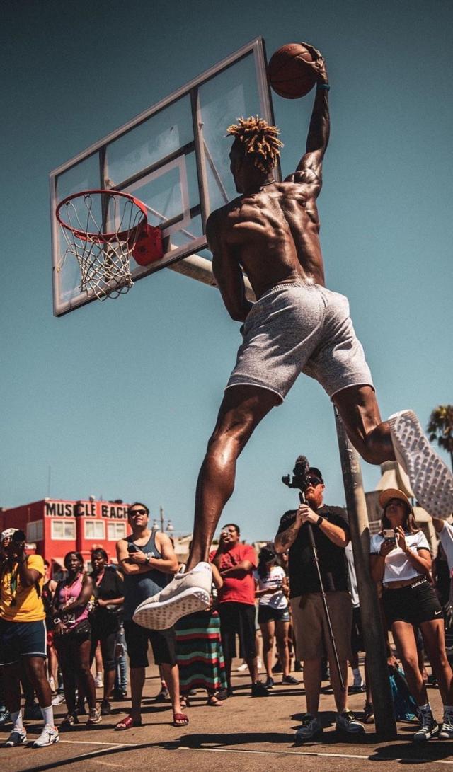 南野拓实：佐野海舟的传球很棒；我们本场战术重点就是抢开局（南野拓实赞佐野海舟传球出色：本场战术重在抢开局）