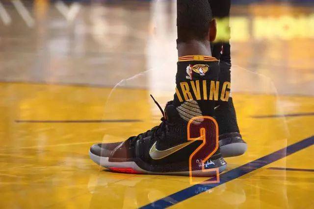 退役后务农，哈姆西克：和妻子养了29只鸡，鸡蛋多得吃不完（从球场到农场，哈姆西克退役后与妻养29只鸡，鸡蛋多到吃不完）