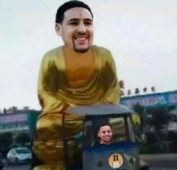 奥斯卡庆祝海港夺冠：我们是冠军！祝贺我的队友、朋友和球迷（奥斯卡为海港封王喝彩：我们是冠军！致敬我的队友、朋友与球迷）